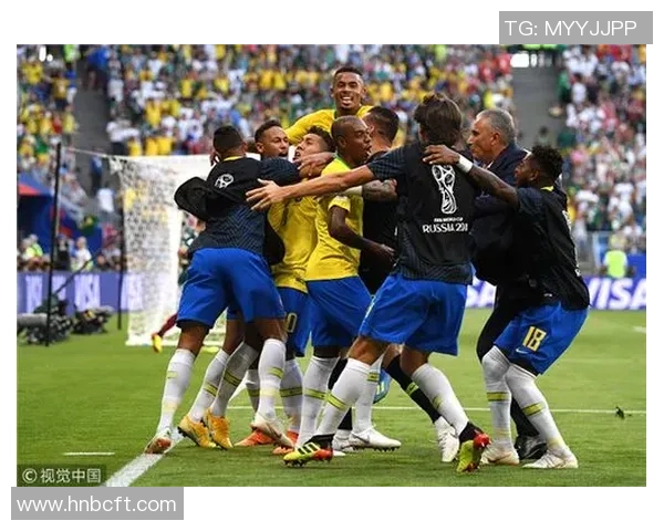 足球明星精彩瞬间集锦踢球视频剪辑展现绝妙技巧与激情时刻